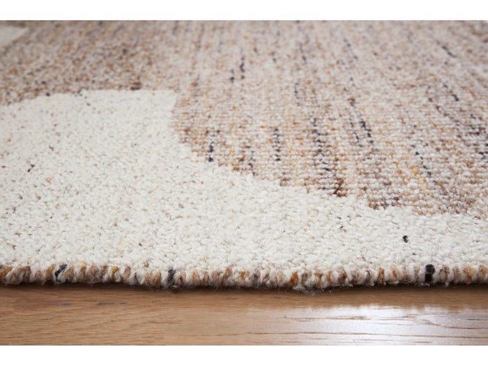 Brynnfield 5' x 7' Medium Rug in Beige/Brown