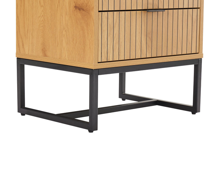 Claro 5-Drawer Chest in Oak/Black