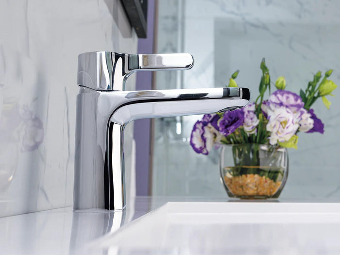 DELTA Kendari Lavatory Faucet in Chrome