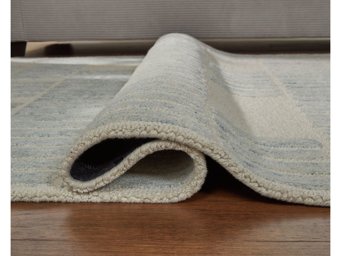 Dylanton 5' x 7' Medium Rug in Ivory/Blue
