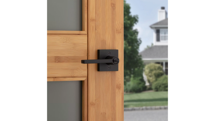 Halifax Keyed Lever Entry in Matt Black